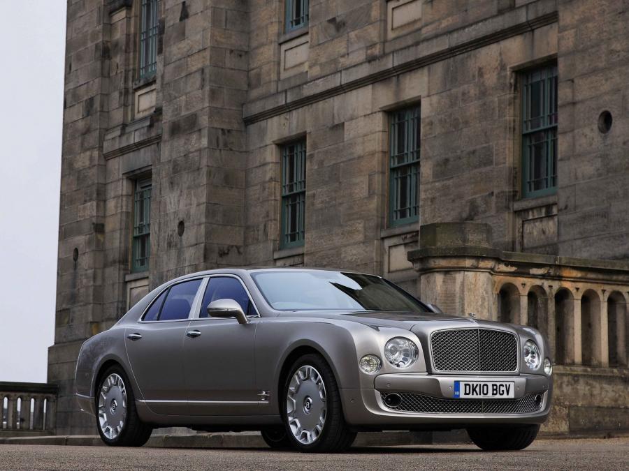  Bentley Mulsanne 2010 года  (UK) (фото 24 из 31)